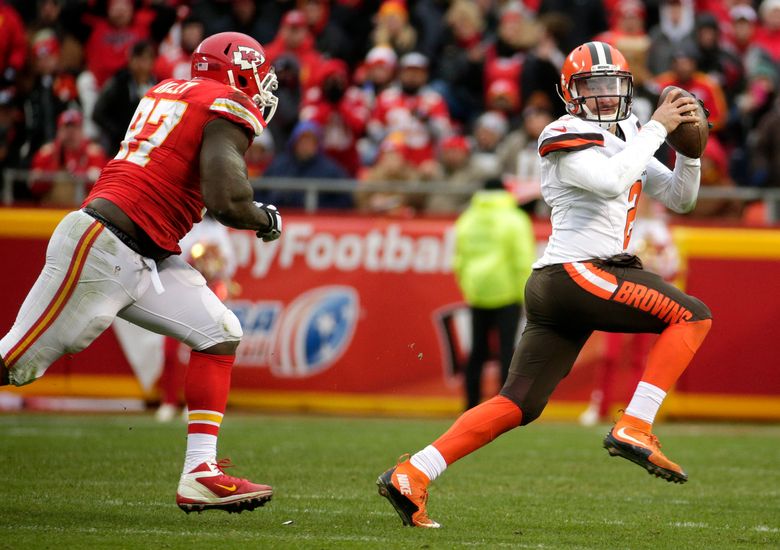 Johnny Manziel to Start Season as Browns' Backup Quarterback - The New York  Times