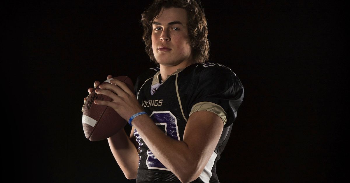 Seattle Seahawks - Congratulations to Jacob Eason of Lake Stevens High  School (Lake Stevens, WA) on earning this year's #GatoradePOY as the  nation's top player! Good luck at Georgia Bulldogs next year!