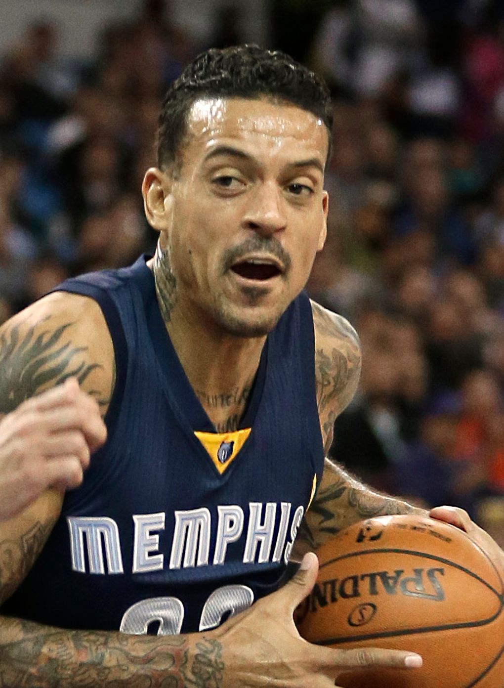 Matt Barnes Suspended After Clash With Knicks' Derek Fisher - The New York  Times