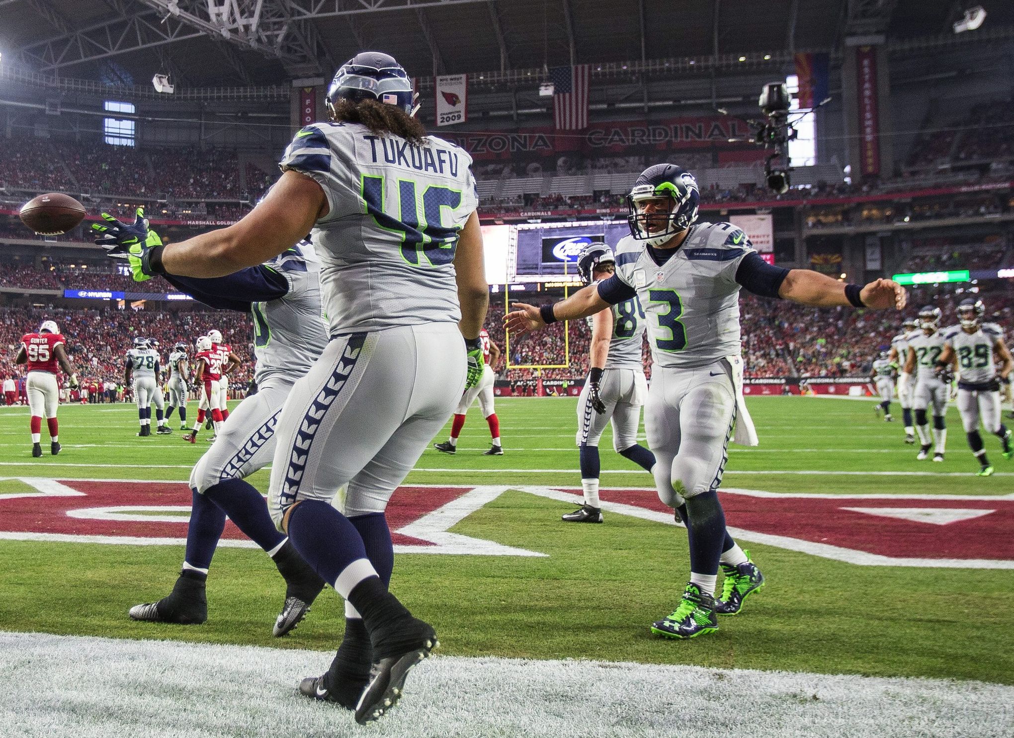 Seahawks fly by Cardinals 58-0