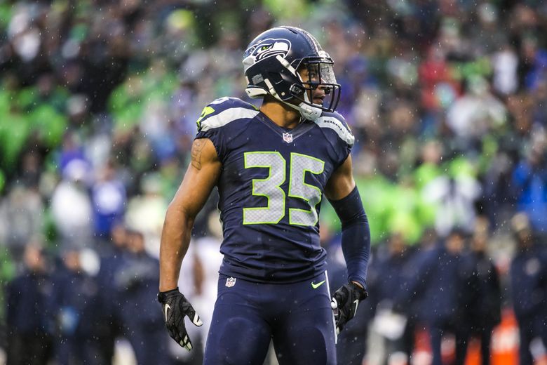 Seahawks season awards: Who is team's MVP on offense, defense?