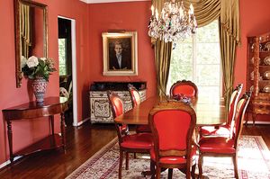 A formal dining room is included in the 4,807 square feet of living space. (Los Angeles Times / TNS)