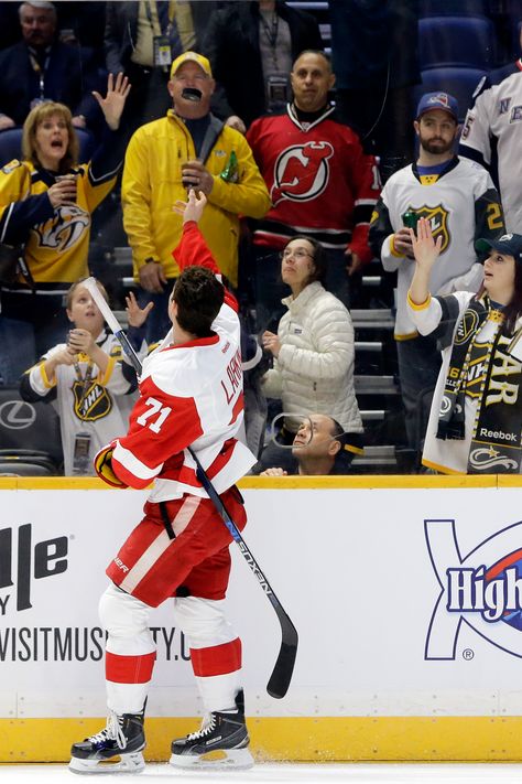 Detroit rookie skates fastest lap at NHL skills competition | The ...