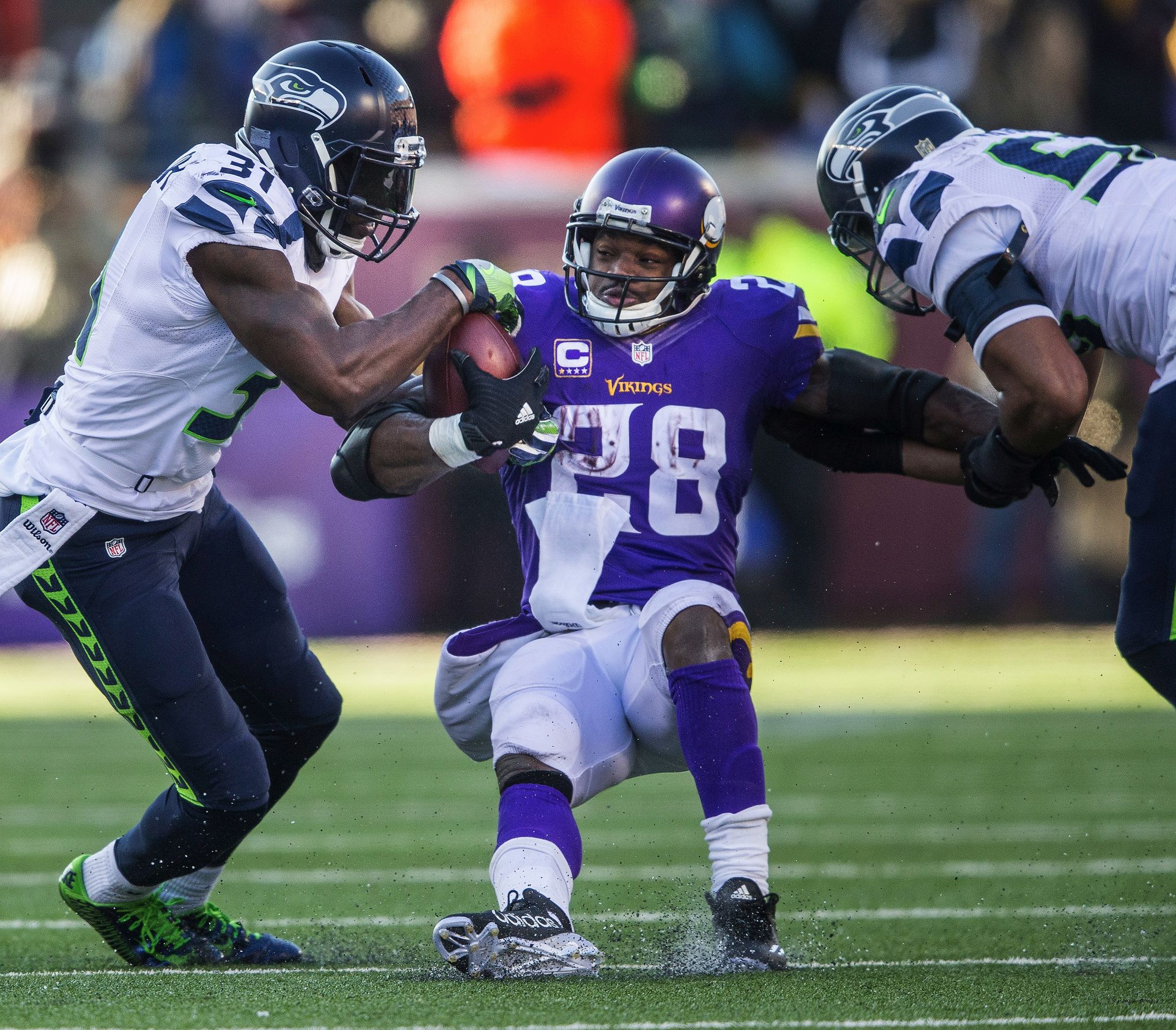 Seahawks escape with 10-9 win over Vikings after missed kick