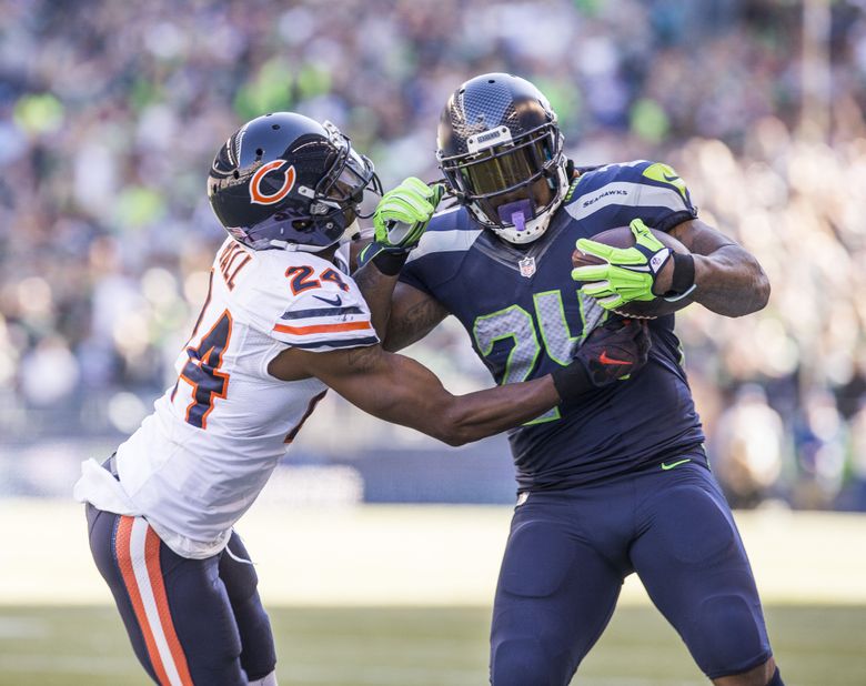 Marshawn Lynch sports Kam Chancellor's jersey at practice