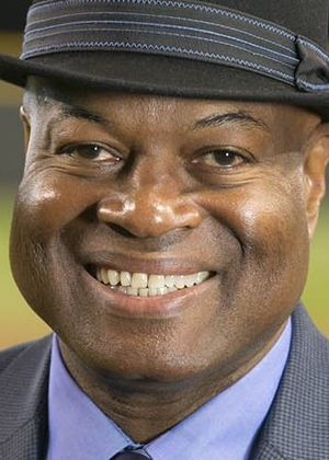 Mariners announcer Dave Sims with the unexpected knife twist at