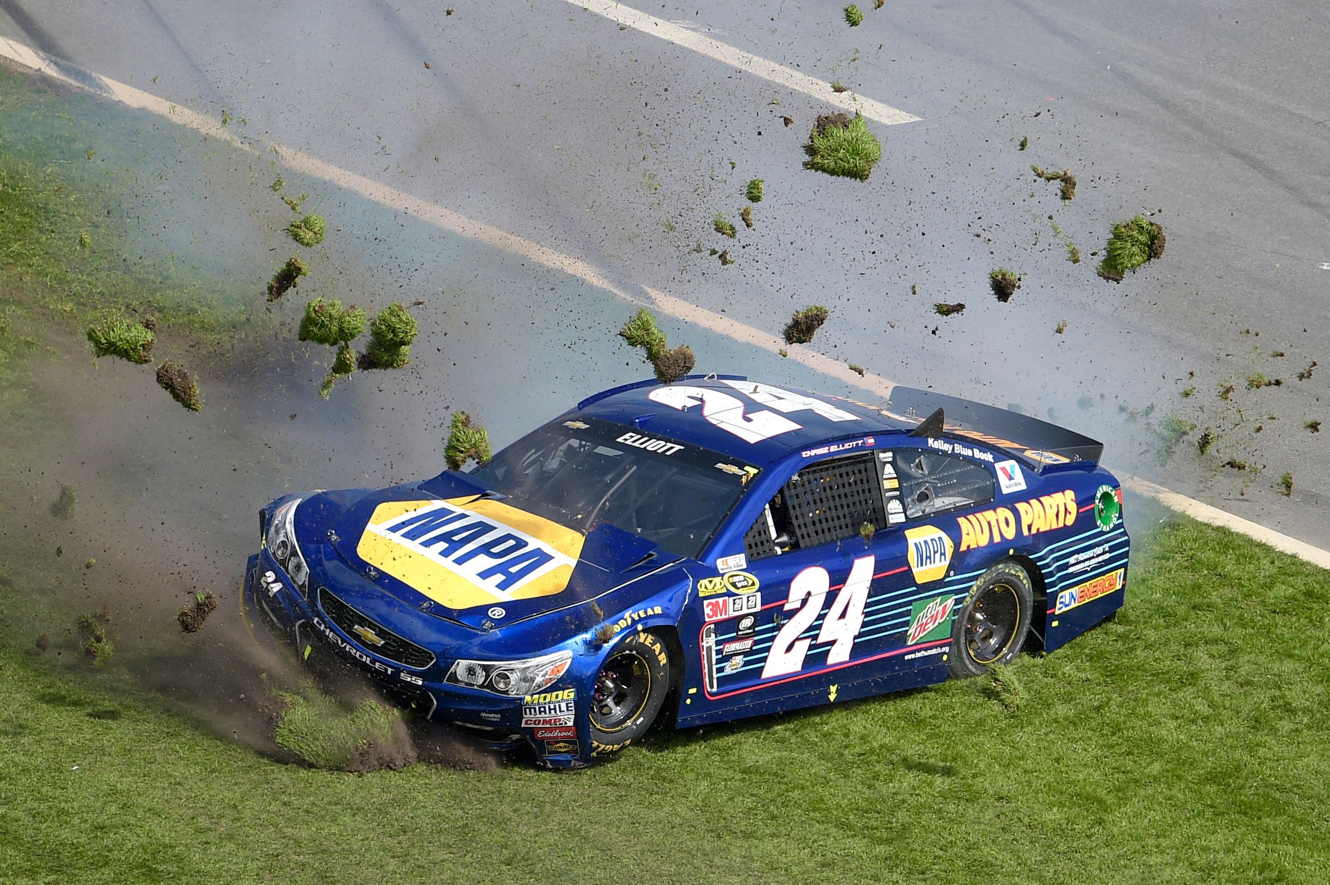 Chase elliott 24 hours of online daytona