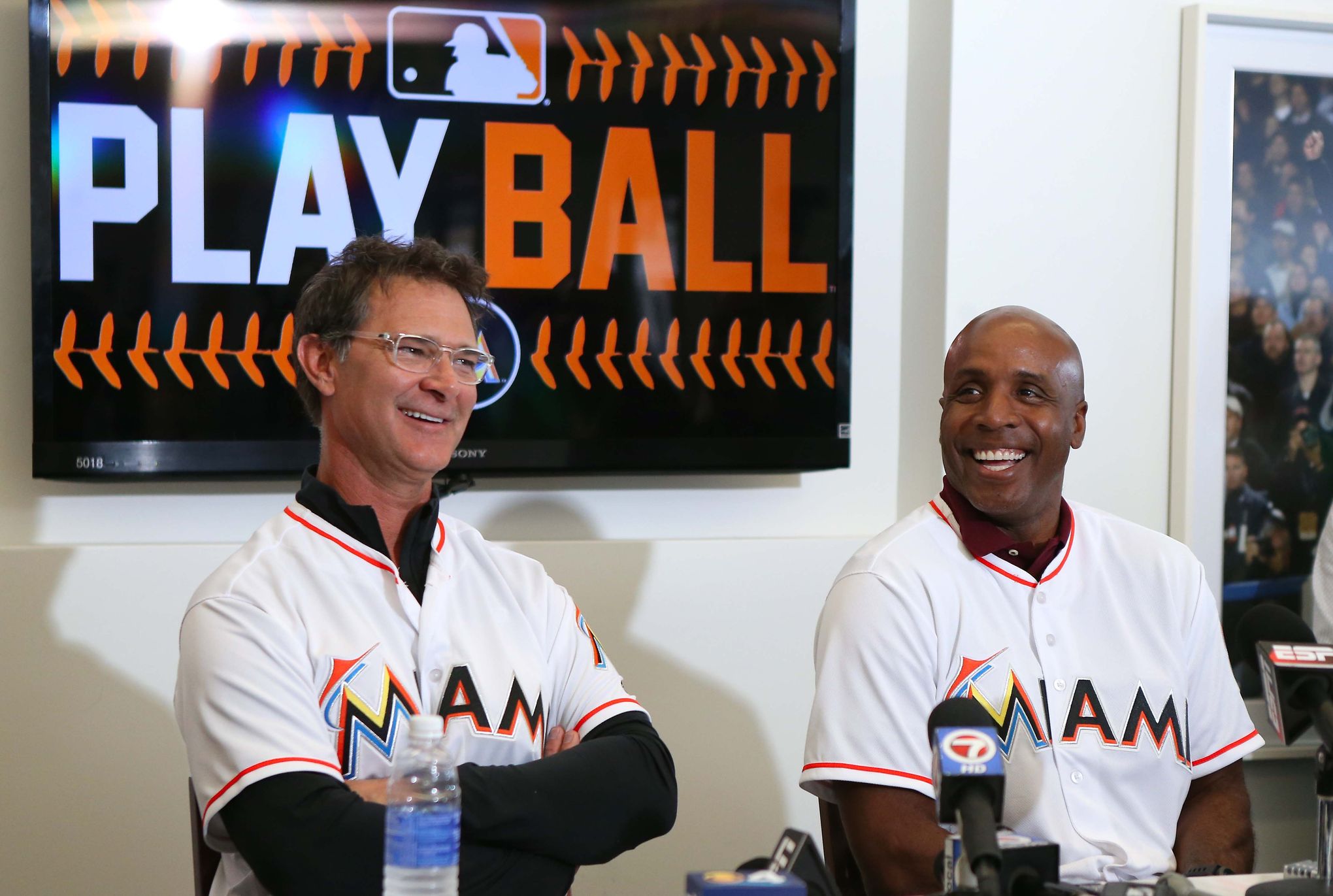 MLB notes: Marlins likely to fire hitting coach Barry Bonds - The