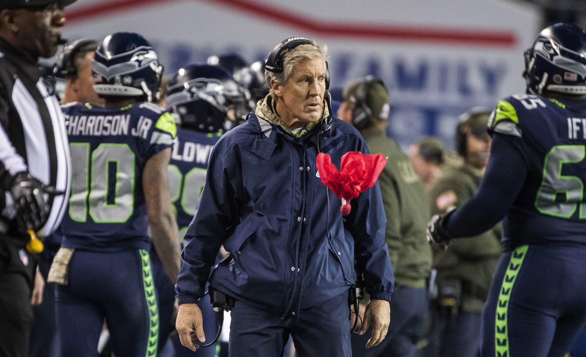 Where the expert predictions went so wrong about the Seattle Seahawks -  Field Gulls