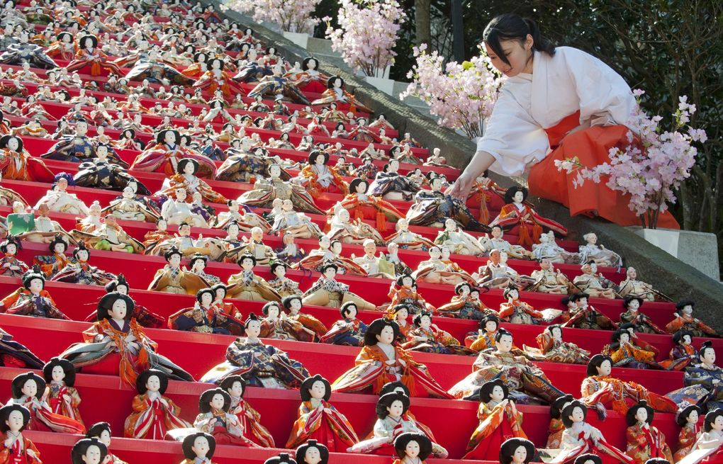 Япония три. Girls Day in Japan. Hinamatsuri Dance.