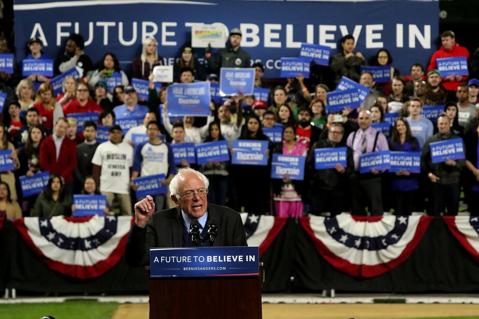 Sanders Campaign Claims Record-Breaking Crowd at New York Rally