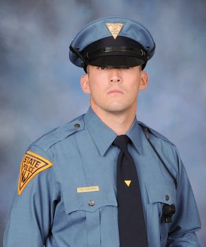 New Jersey trooper struck at accident scene dies of injuries | The Seattle  Times