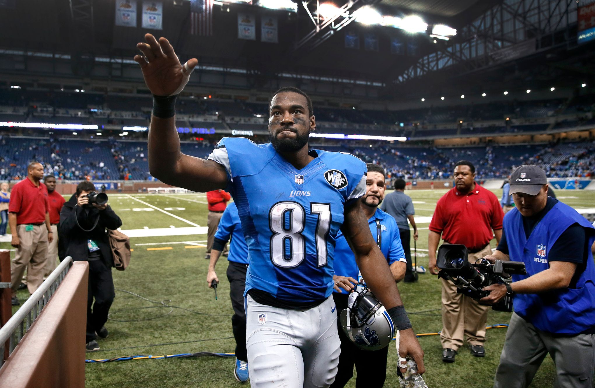 Detroit Lions star WR Calvin Johnson retires after 9 seasons