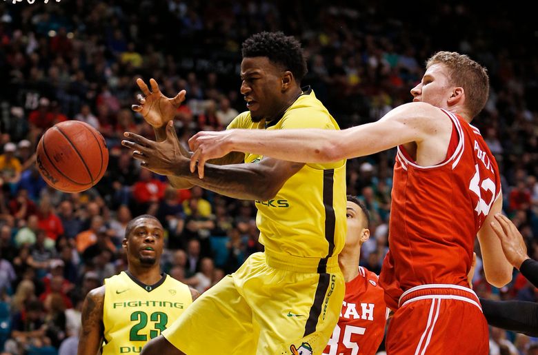 Jakob Poeltl has best game of his college career as Utah tops