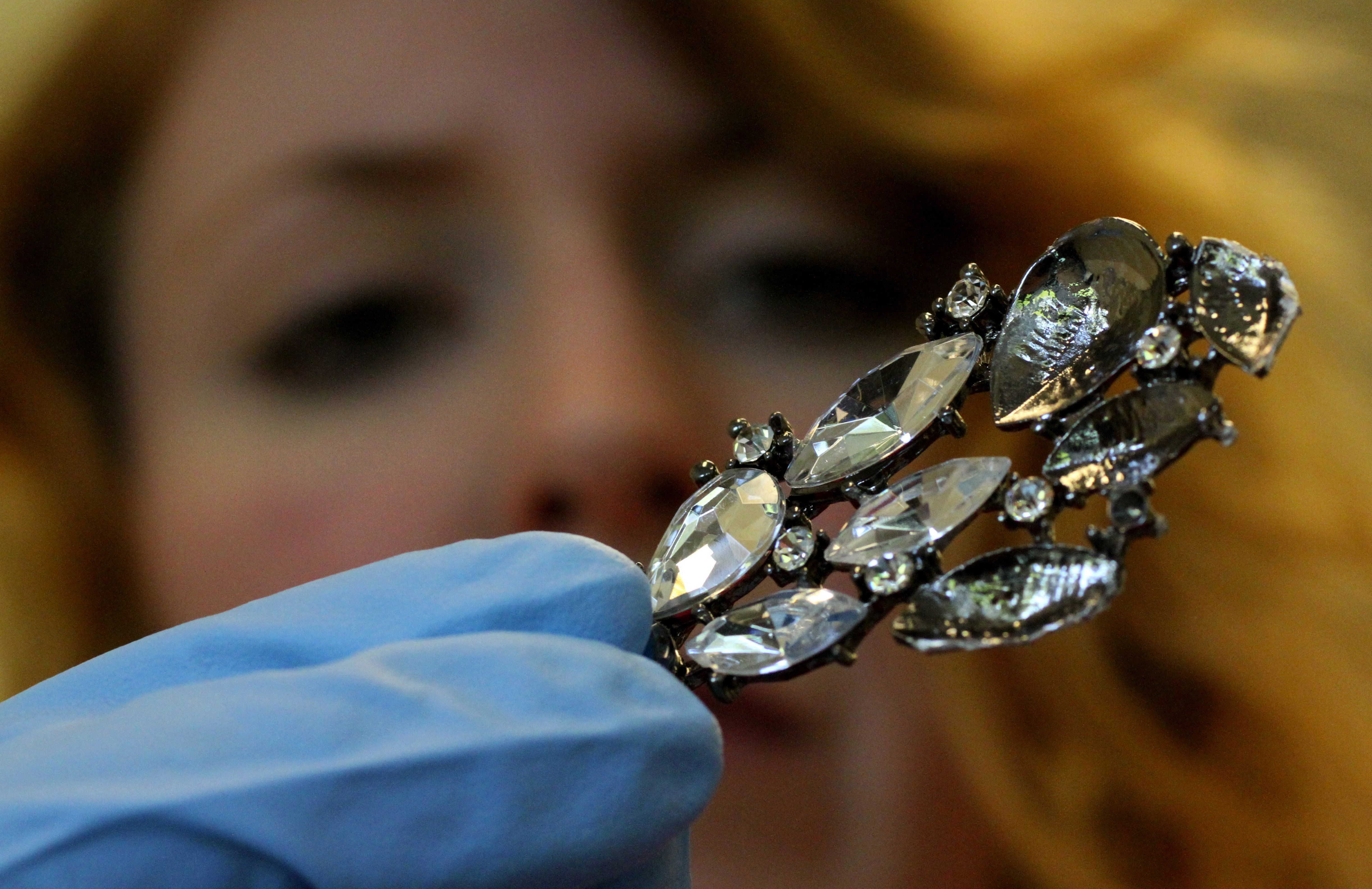 MODERN BRIDE (H / Si2) Womens 1 CT. T.W. Lab Grown White Diamond 10K White  Gold Solitaire Engagement Ring | Pueblo Mall