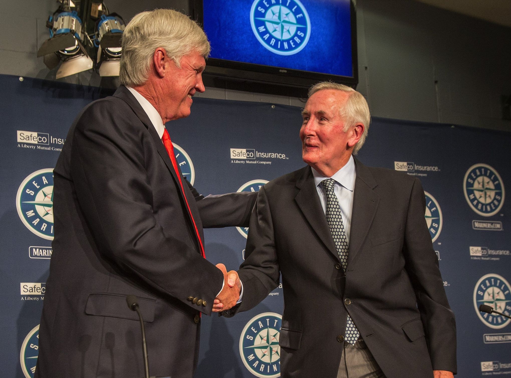 Nintendo is selling its majority stake in Seattle Mariners baseball team