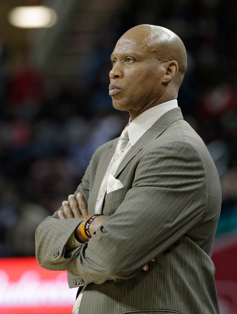Byron Scott won't return to coach Lakers next season | The Seattle Times