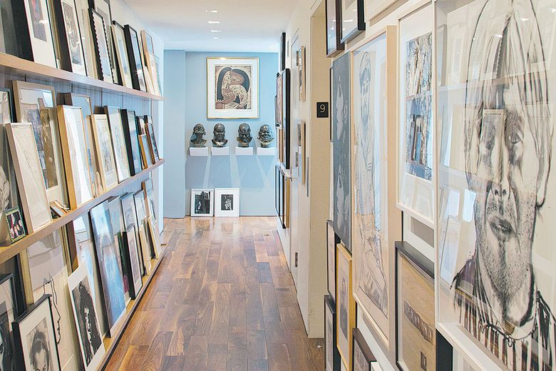 Eye Candy: 10 Gallery Walls Done Right  House and home magazine, Photo  wall gallery, Home decor