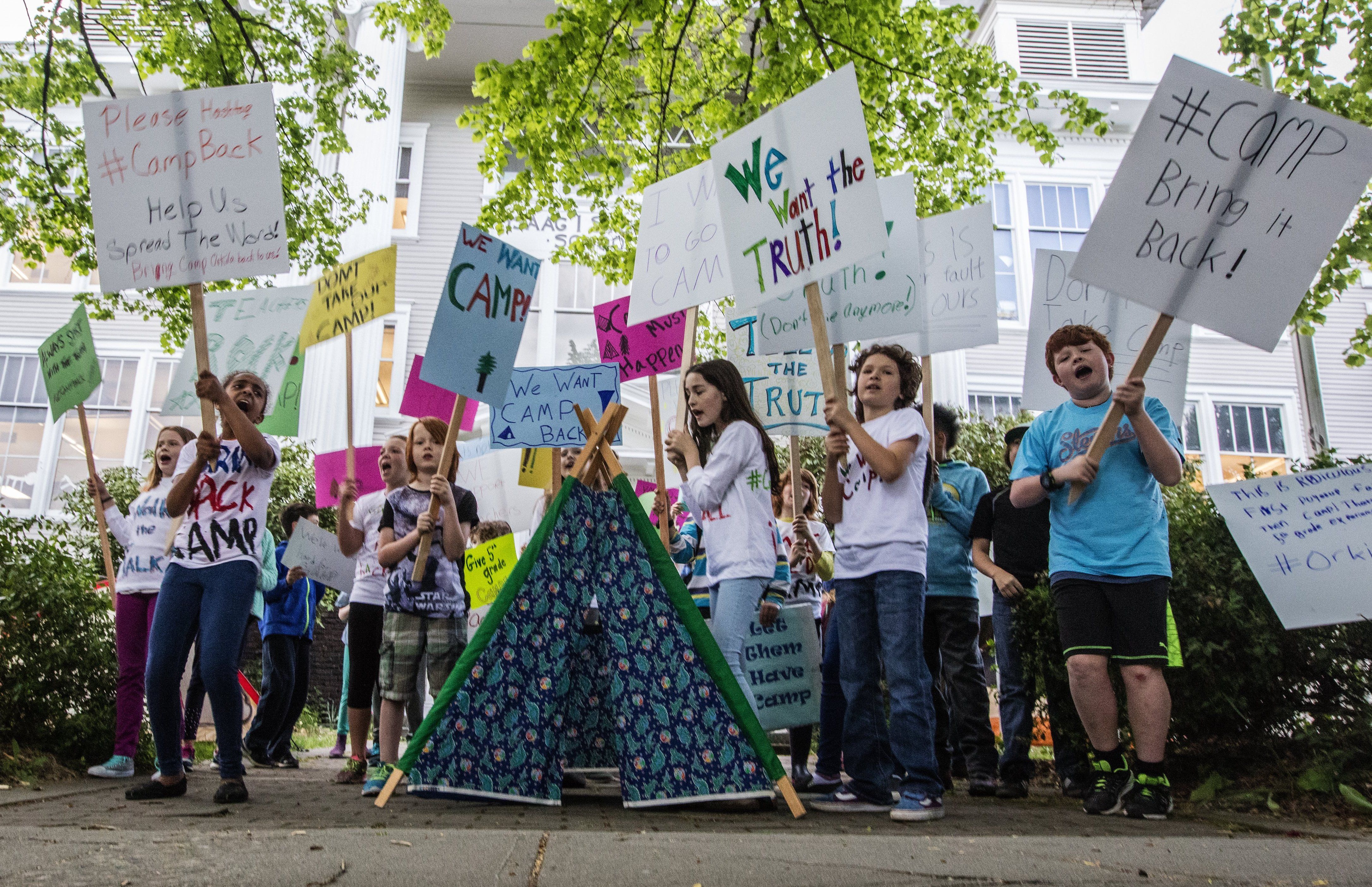Seattle fifth-graders will get their camp trip, but teachers