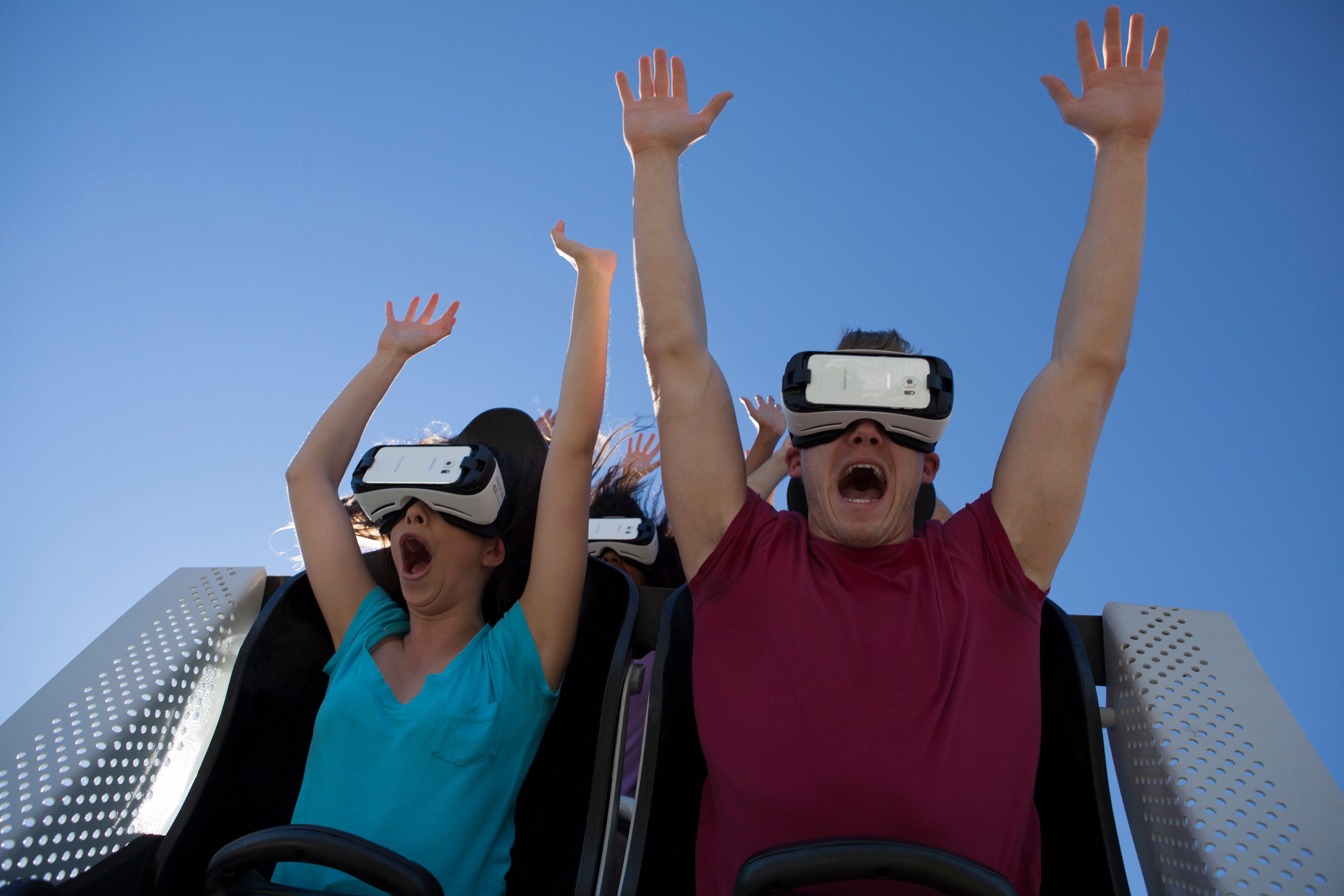 Fly along with Superman on virtual reality roller coaster and