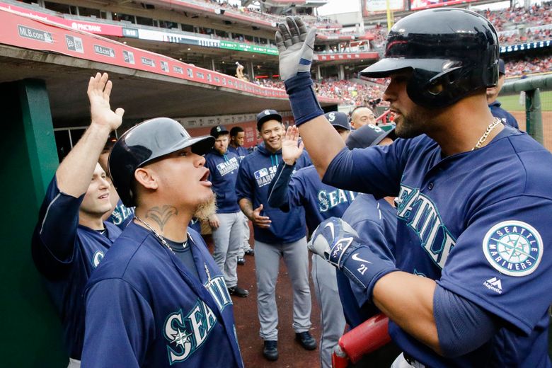 Buy the RARE COLLECTORS SEATTLE MARINERS SIGNED BY FELIX HERNANDEZ