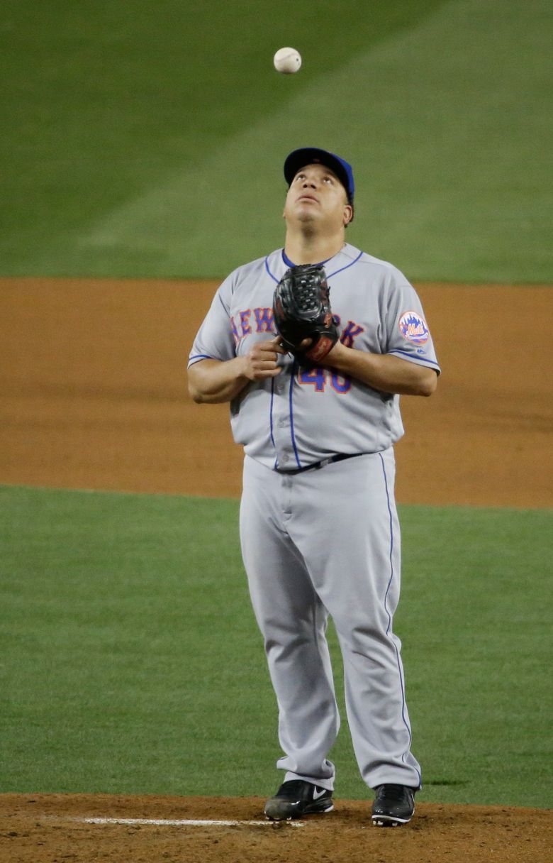 Mets pitcher Bartolo Colon being sued for child support