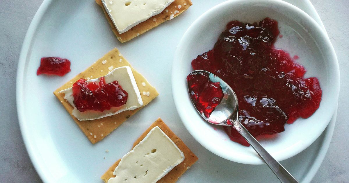 Red wine jelly A sophisticated alternative to that purple grape stuff