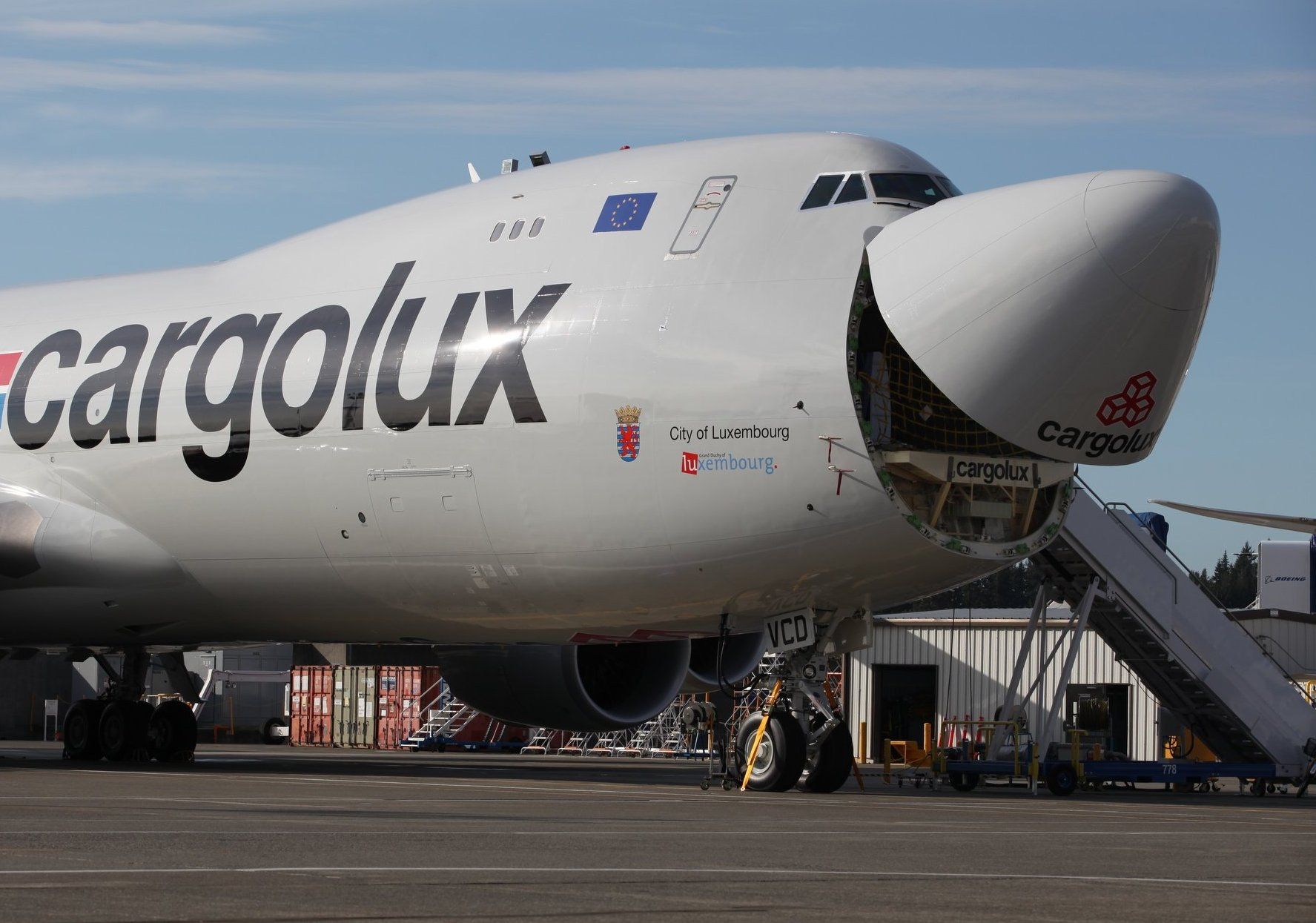 Boeing, Russian company said to be near big 747 freighter deal