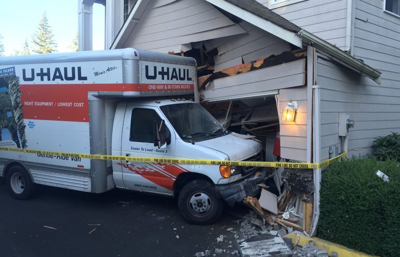 Woman rampages through Edmonds neighborhood in U-Haul, crashes into house |  The Seattle Times