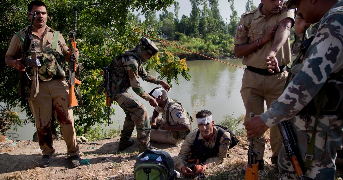 Suspected rebels kill 8 Indian soldiers in ambush in Kashmir | The ...
