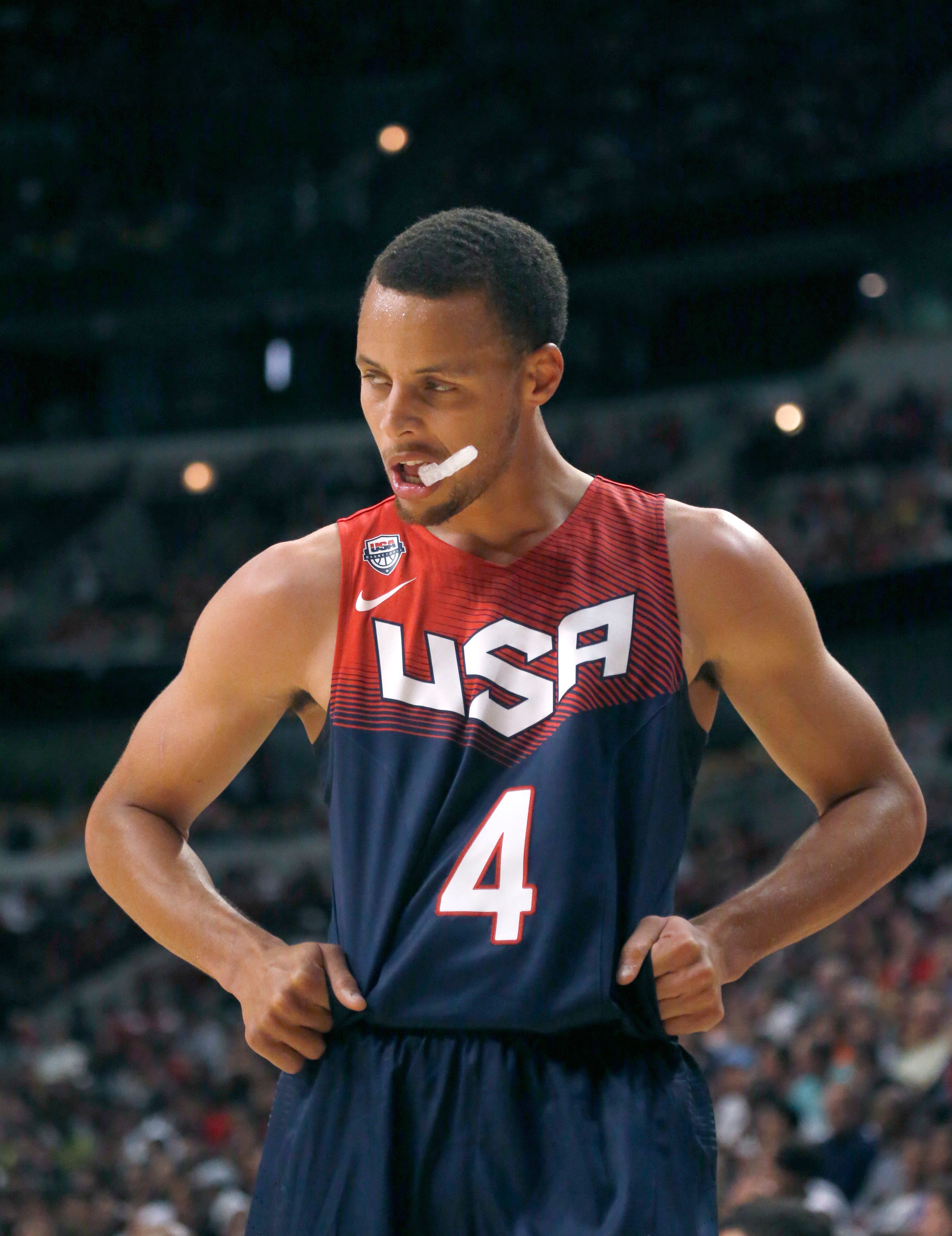 Stephen Curry won t be on US Olympic basketball team in Rio The