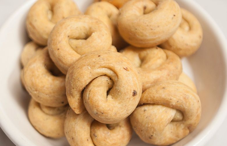 Recipe Black Pepper Taralli The Seattle Times