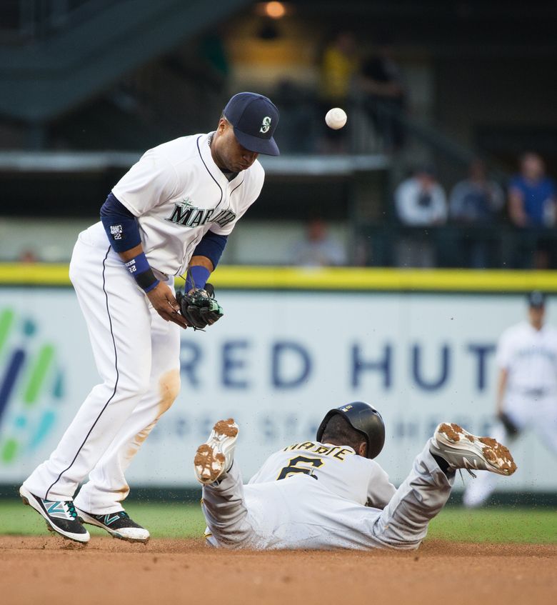 Starling Marte sparks rally in extra innings win vs. Indians