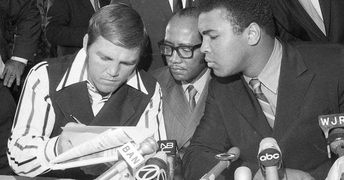 The Heart-Wrenching Moment That Defined Muhammad Ali’s Legacy – New and ...