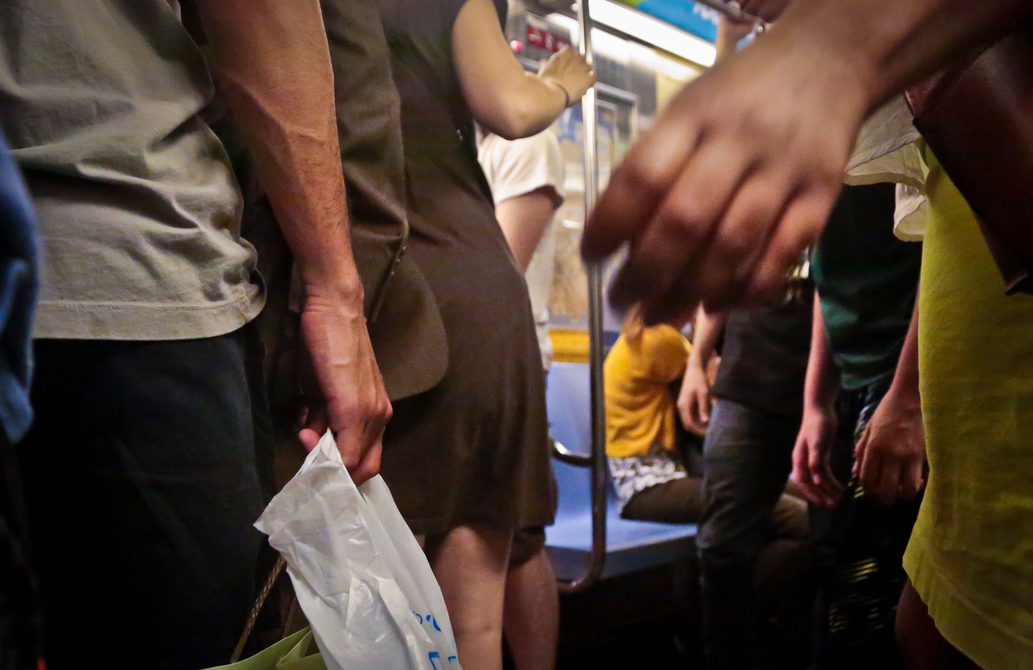 NYC subway riders fight back at groping, grinding, lewd acts | The Seattle  Times