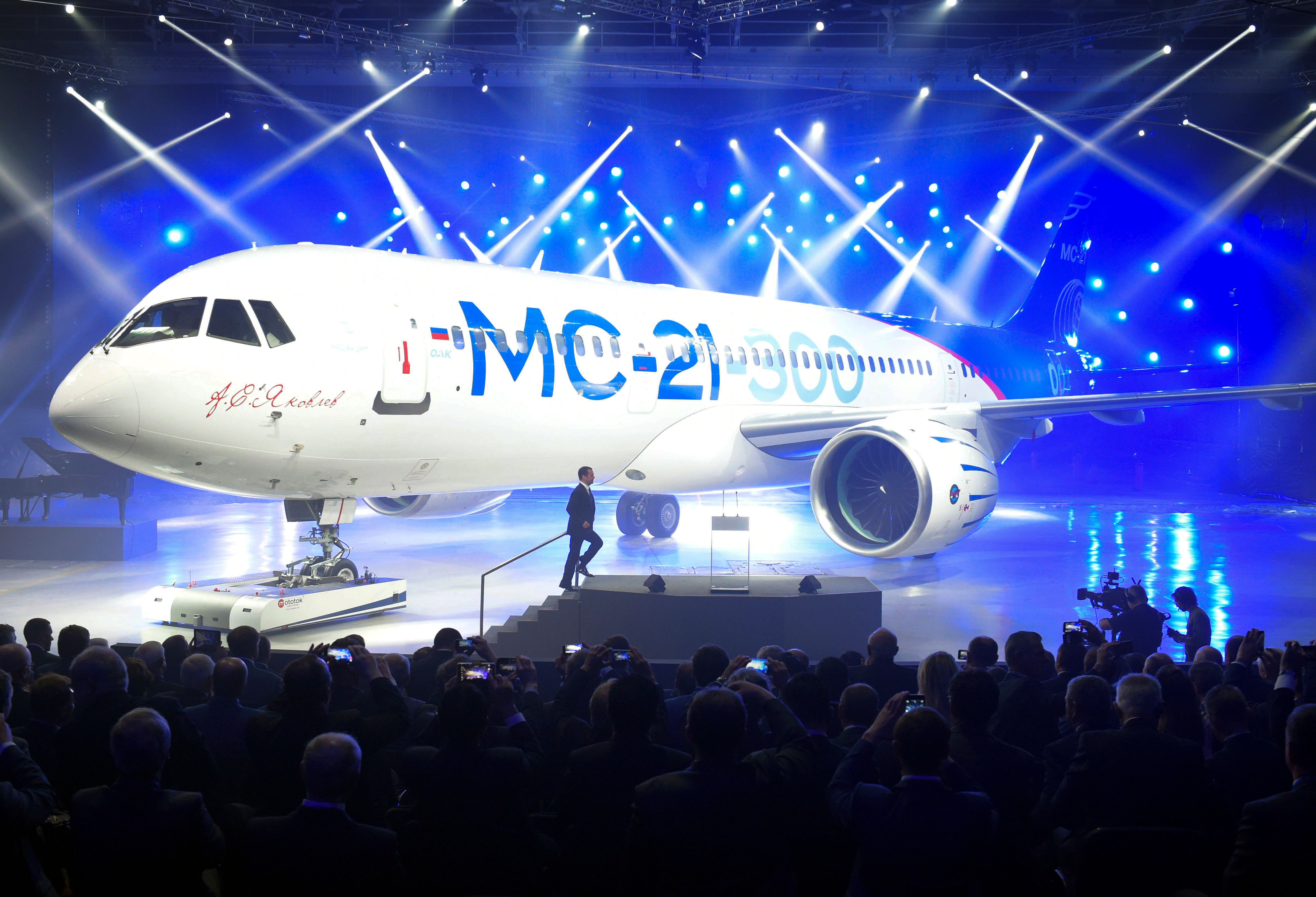 Russia looks to revive its aircraft industry with new plane | The