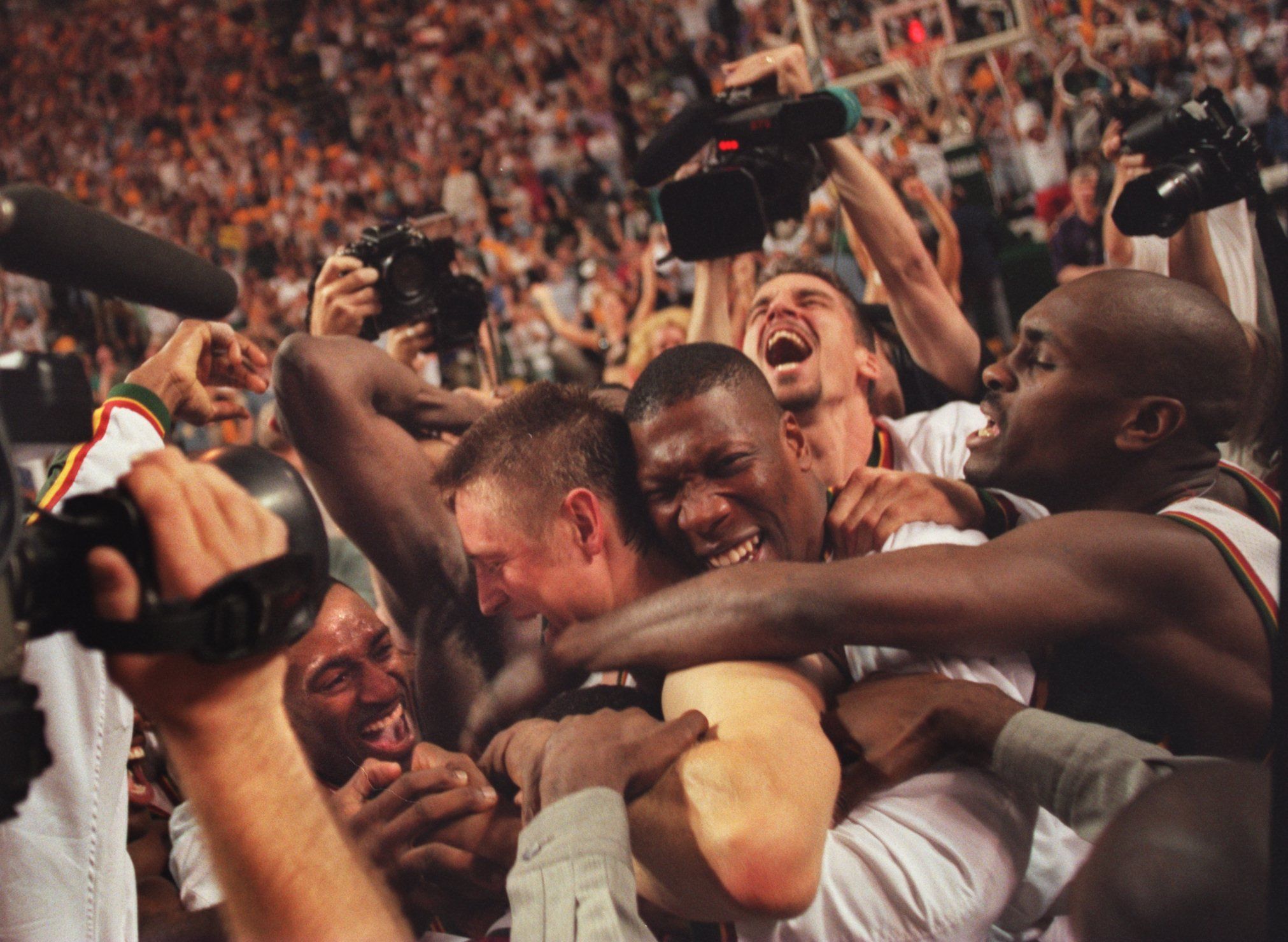 Oral history of Seattle's last great NBA team: The 1995-96 Sonics