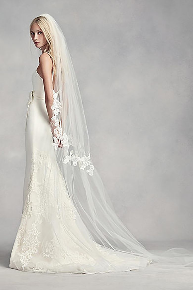 veil weights: a bridal necessity #weddingdesigner #bridalstylist