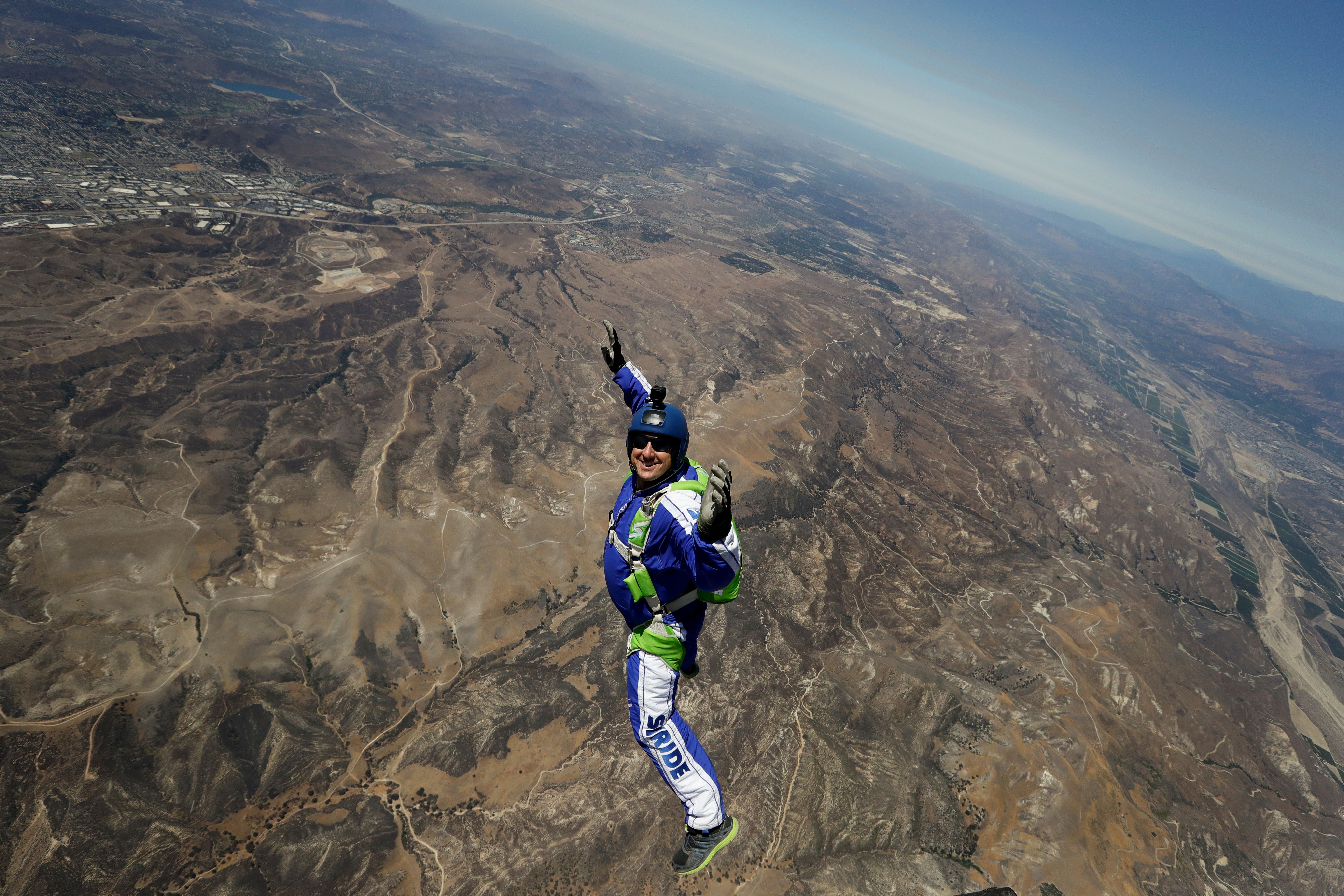 YELLOWKORNER No.516フォトアート SKYDIVE Happy 4th of July everyone 😊💥