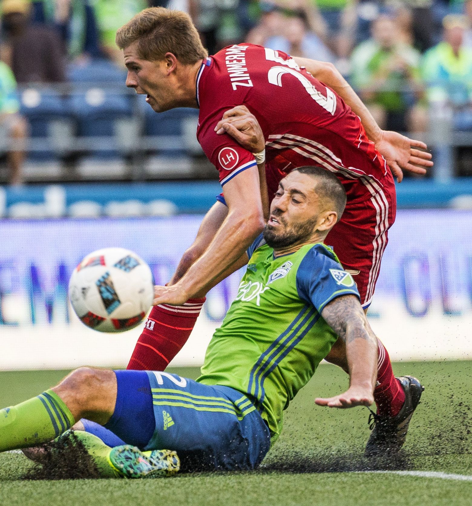 U.S. Soccer Captain Clint Dempsey Gets 2-Year Open Cup Ban