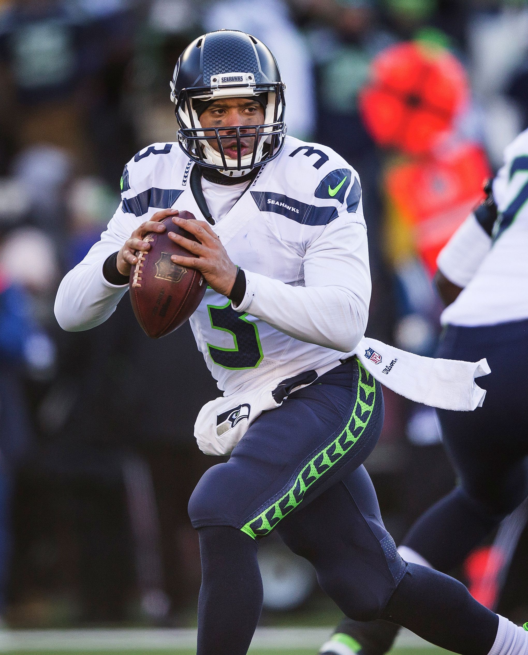 Seahawks' Russell Wilson featured on regional cover of Sports