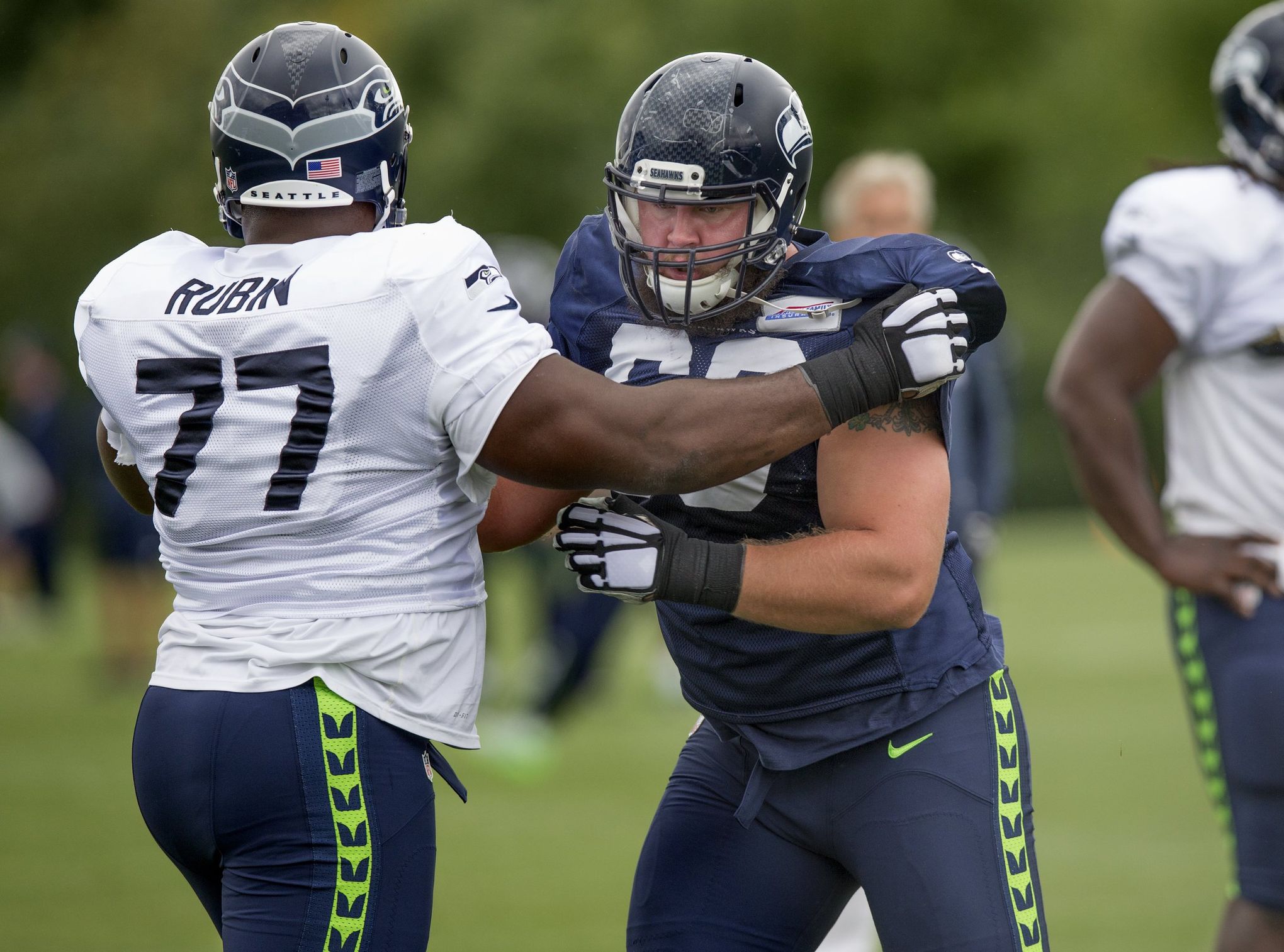 Seahawks offensive line showing it's willing to put up a fight