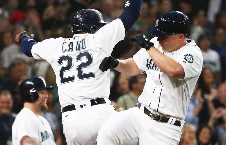 Photos Mariners continue playoff hunt with win over Yankees The