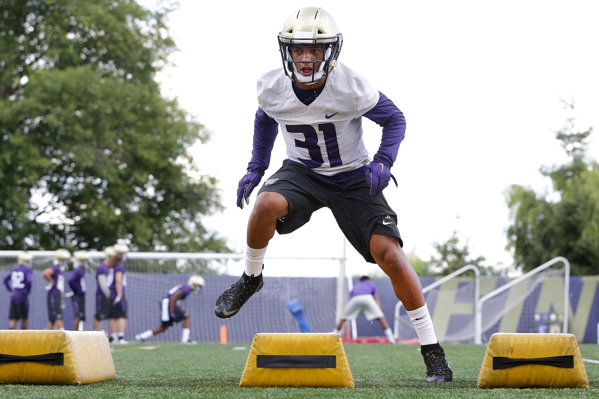 UW Huskies spring football Austin Joyner, Myles Bryant highlight solid