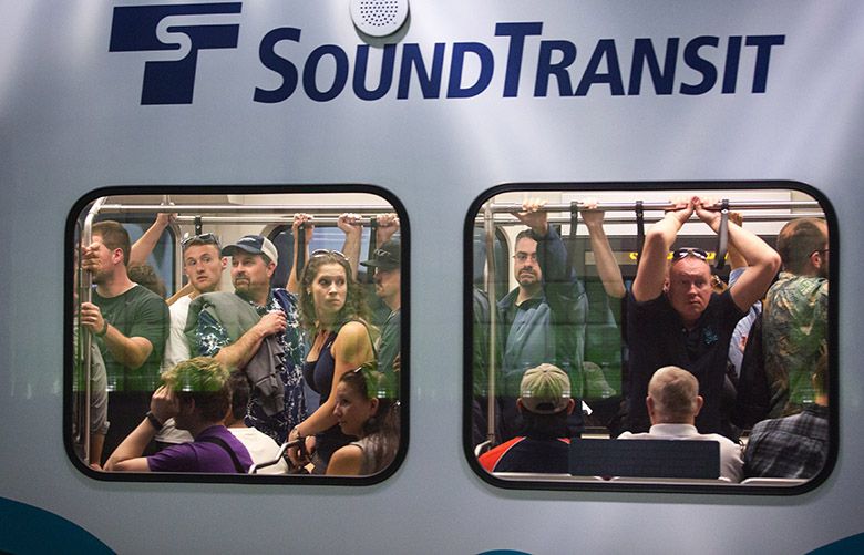 Mariners, Huskies, returning students to create ‘megaevent’ days on