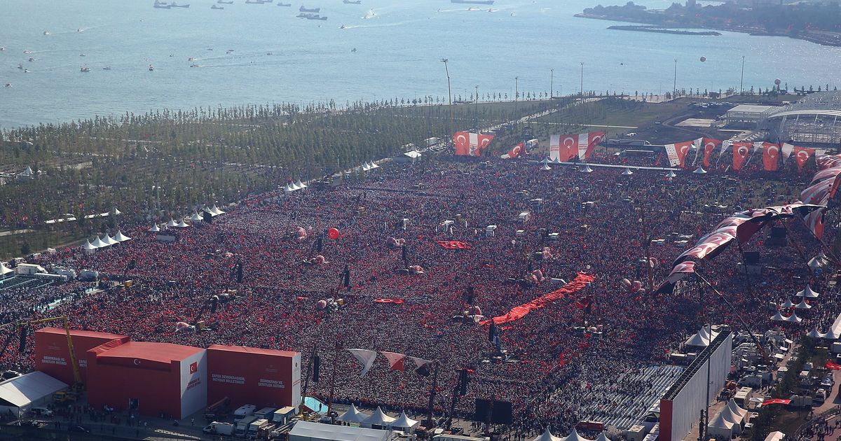 Giant Turkish Anti Coup Rally Packs Istanbul Waterfront Area The