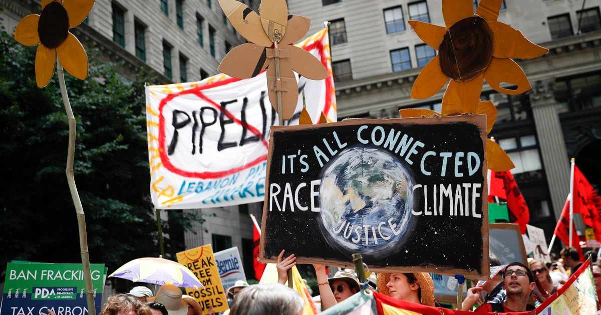 Splitting America DIVIDED AMERICA: Temperatures rise, US splits | The Seattle Times
