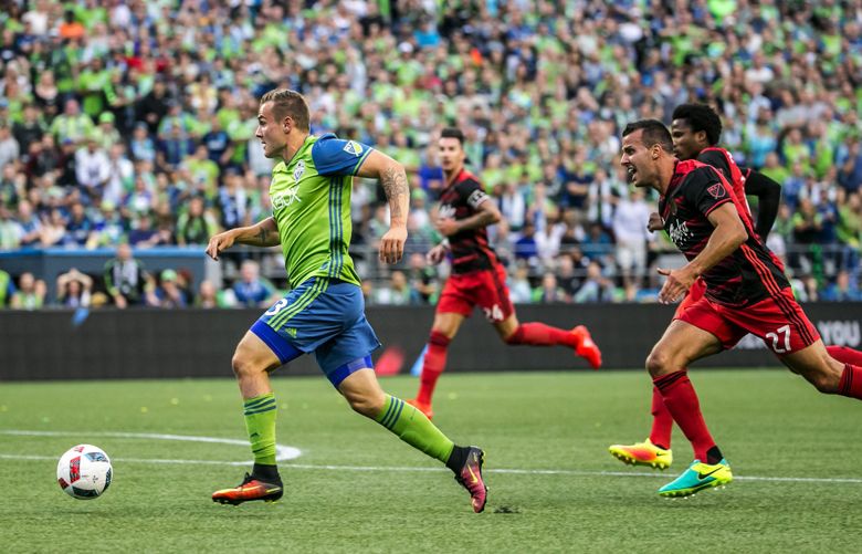 Live: Sounders play at Earthquakes in key Western Conference battle