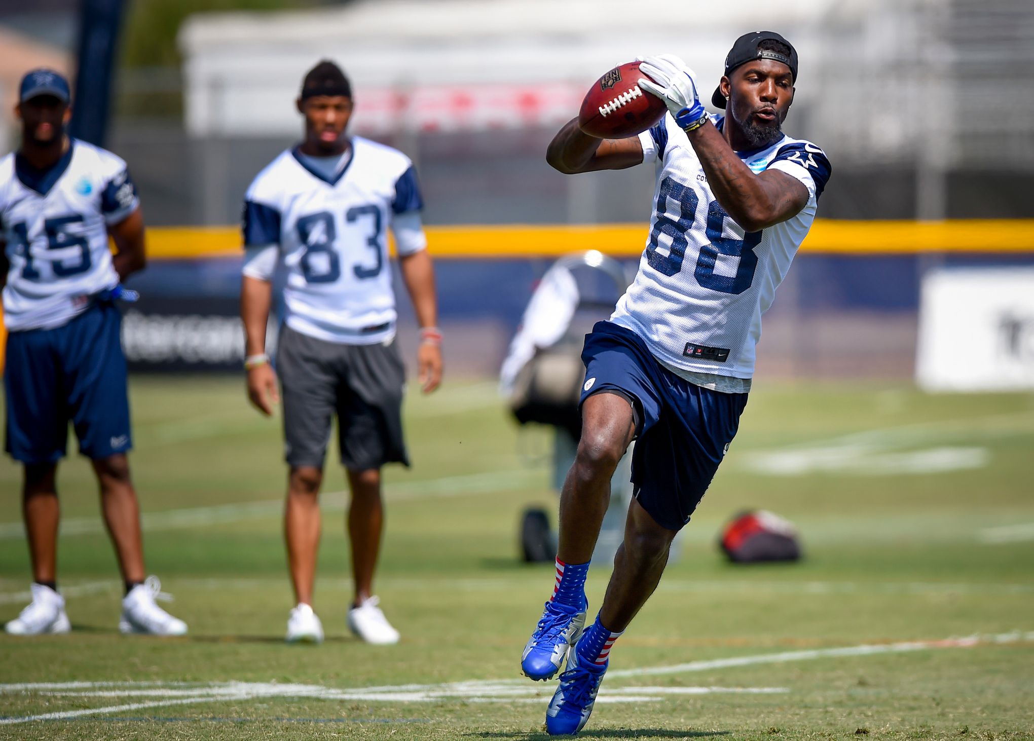 Enthusiastic Dez Bryant back on field with Cowboys