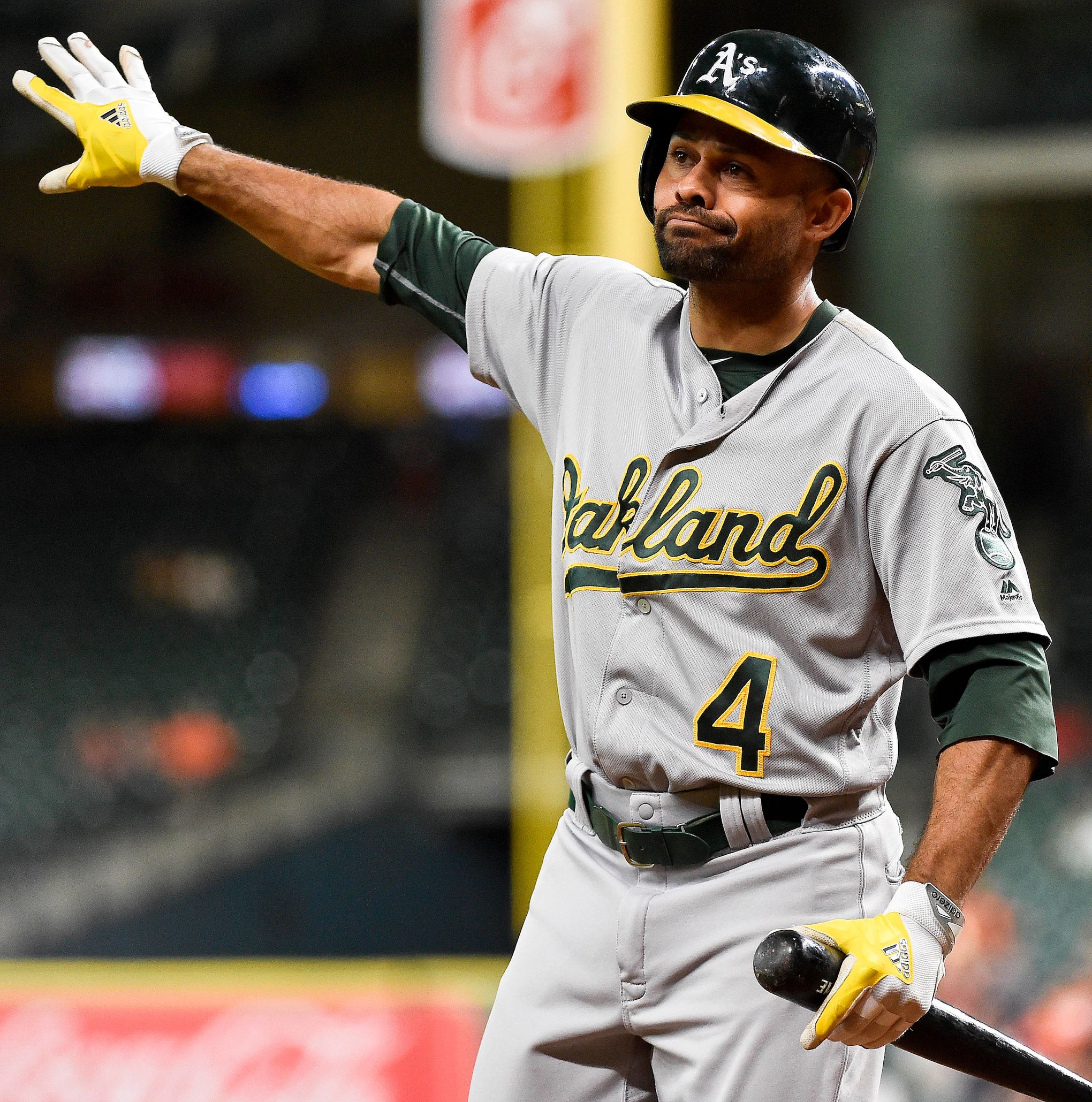 A's trade outfielder Coco Crisp to Cleveland – East Bay Times